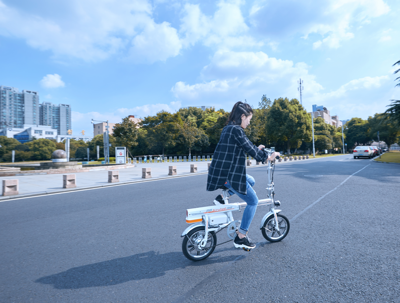 电动自行车